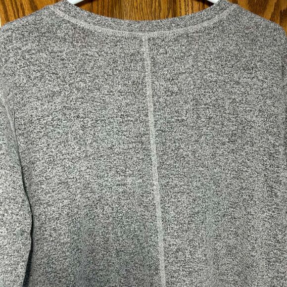 Woman Within Women’s Gray Knit Tunic Top Long Sleeve Exposed Seam Stretch - Picture 4 of 4